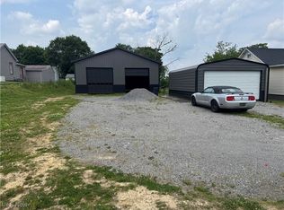 1911 Lisbon St, East Liverpool, OH 43920