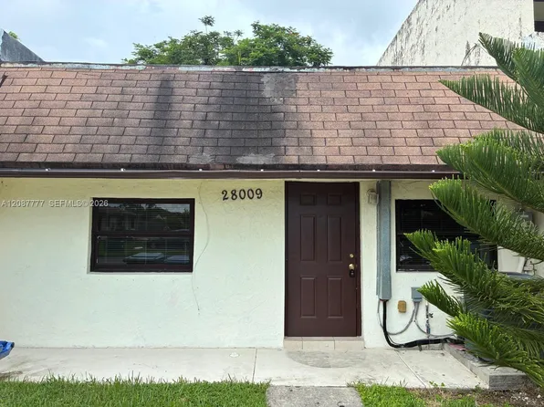 28009 SW 143rd Ct, Homestead, FL 33033