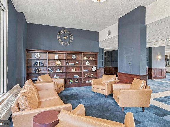 5th image of 1030 E Lancaster Ave APT 717