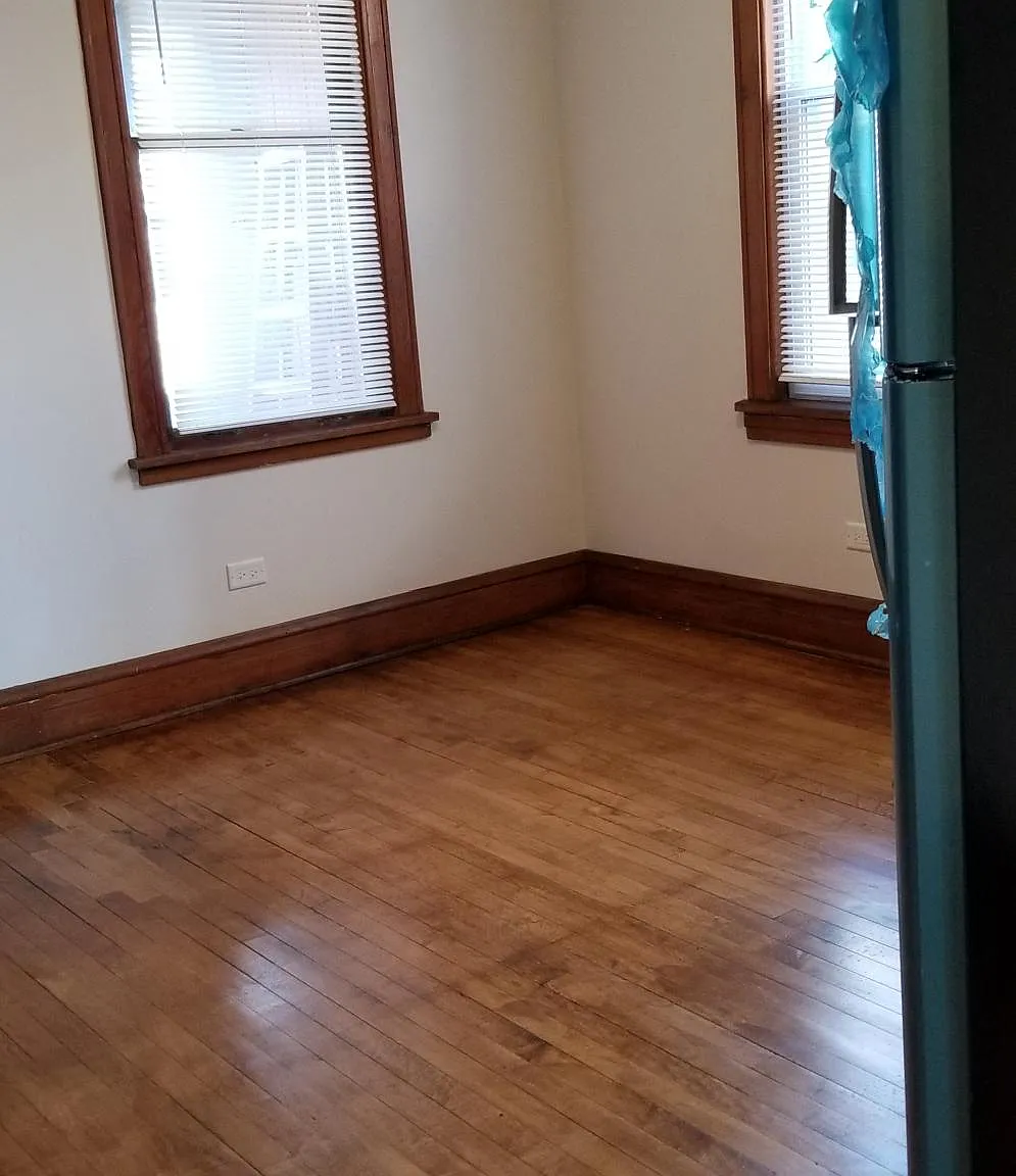 2 bed, 1400 sqft, $1,450 — Photo 2