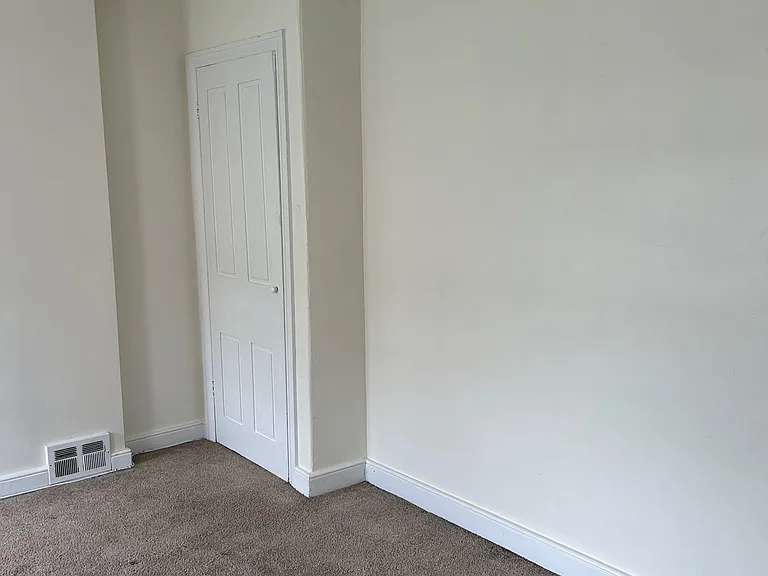 2nd flr BR Closet