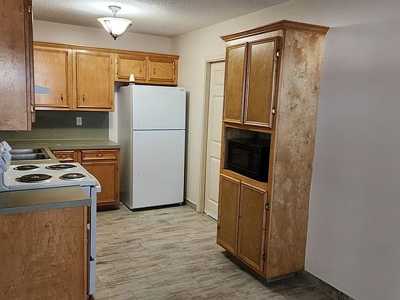 5th image of 3117 Kingsborough Ave