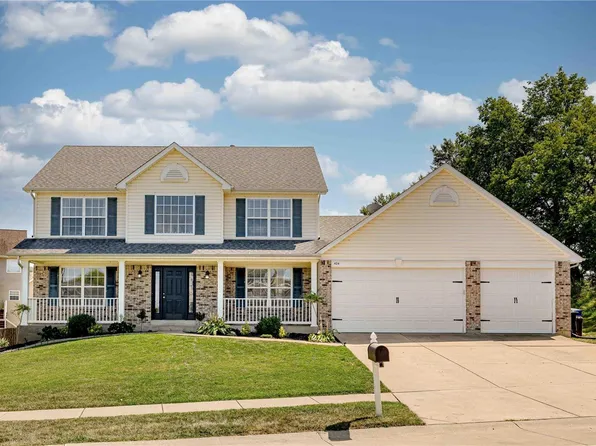 424 Spirit Dr, Lake Saint Louis, MO 63367