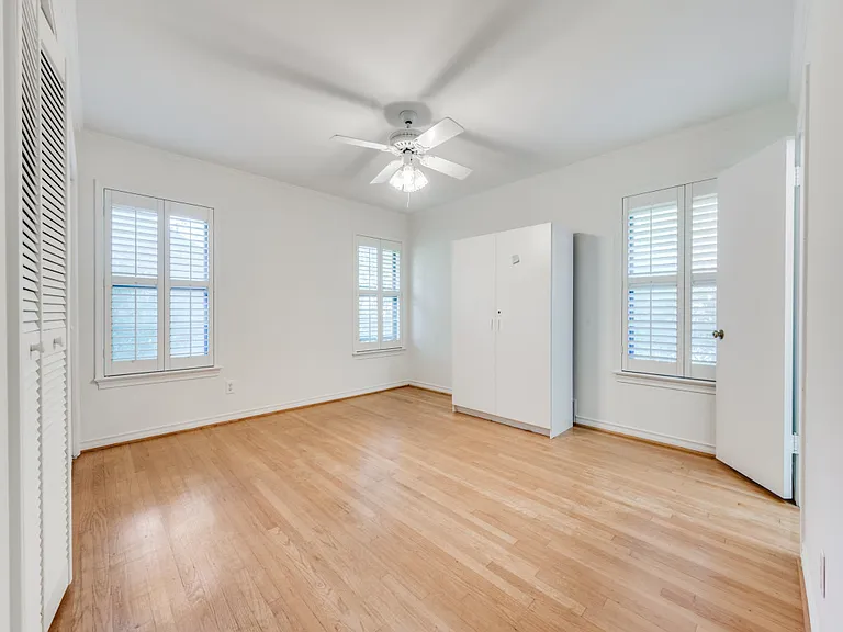 10715 Royal Springs Dr — Photo 5