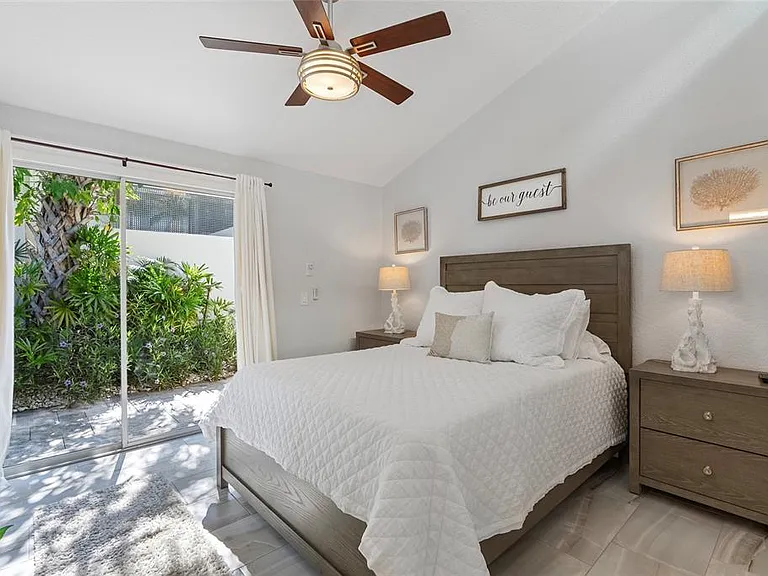 1100 Westway Dr — Photo 29