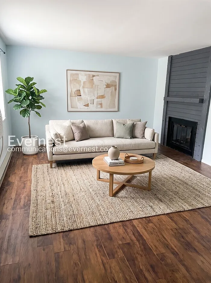 2 bed, 1.0 bath, 966 sqft, $1,297 — Photo 3
