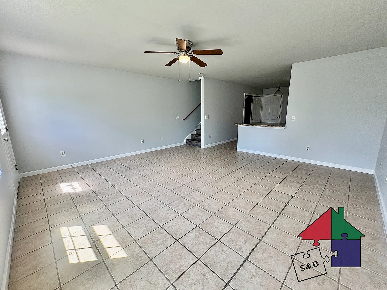 3 bed, 2.5 bath, 1518 sqft, $2,195 — Photo 2