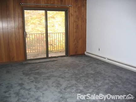 3rd image of 400 Campbell Cir Unit 22