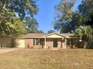 6462 Kennington Cir, Milton, FL 32570