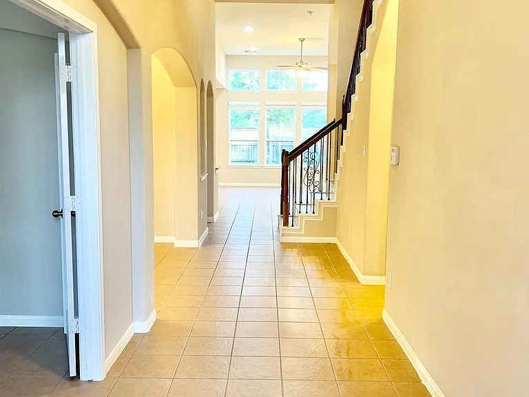 26955 Churchill Gate Ln — Photo 8