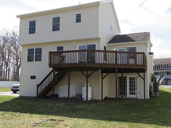 3rd image of 230 Juniper Ln
