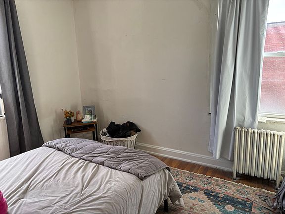 4th image of 2805 Stratford Ave APT 2