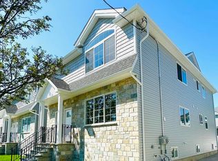 76 Bionia Ave, Staten Island, NY 10305