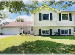 9159 Shenandoah Ln N, Maple Grove, MN 55369