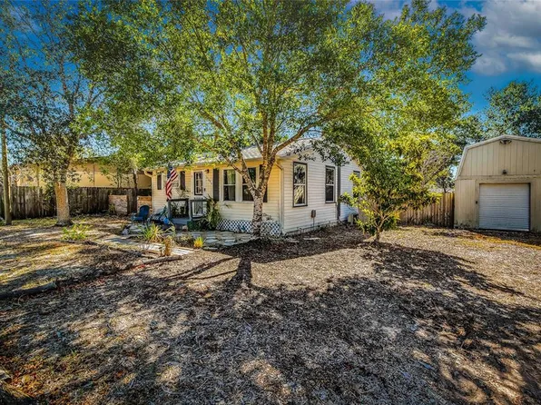 11408 Huggins St, Leesburg, FL 34788