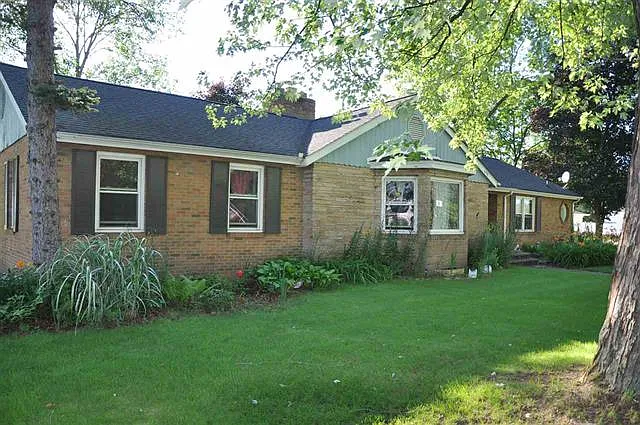 450 N Dettman Rd photo 1