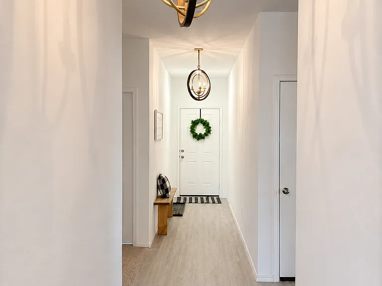 120 Greystone Ct — Photo 10