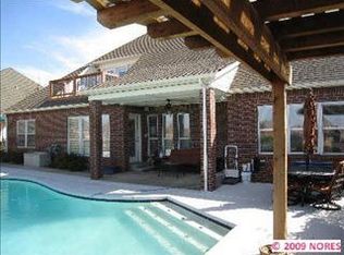 3908 N Battle Creek Dr, Broken Arrow, OK 74012