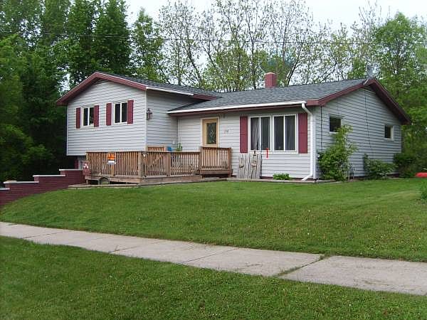 1st image of 230 Buchannon St N