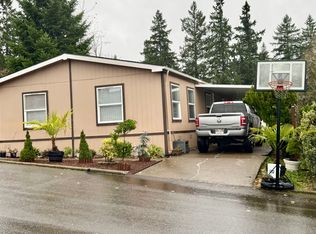 18101 S Country Village Dr, Oregon City, OR 97045