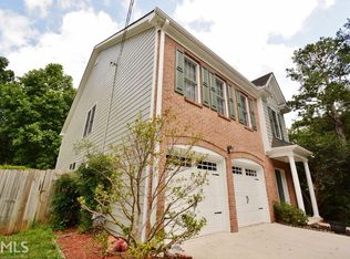 702 Oak Hill Cir, Stone Mountain, GA 30083
