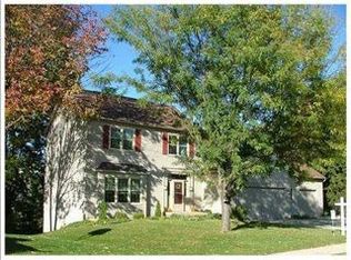 14753 Beacon Park Dr, Carmel, IN 46032