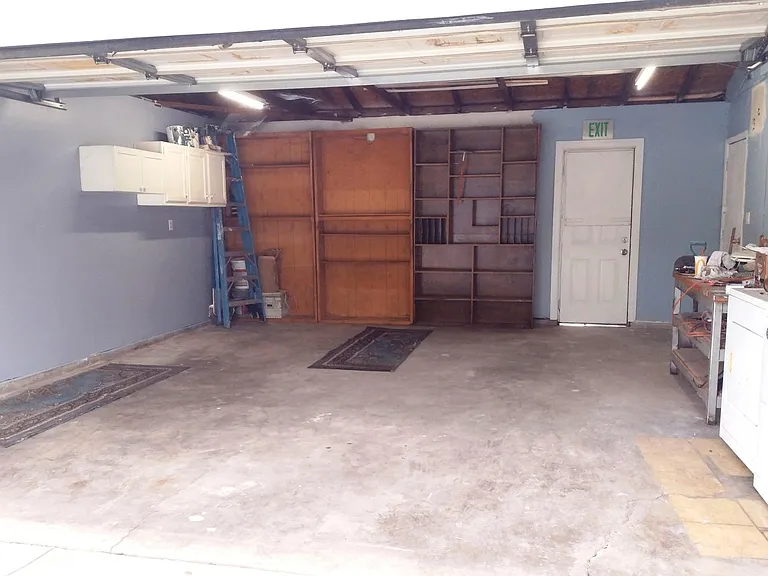 22122 Van Buren St — Photo 12