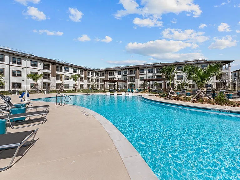 Grand at Cibolo — Photo 3