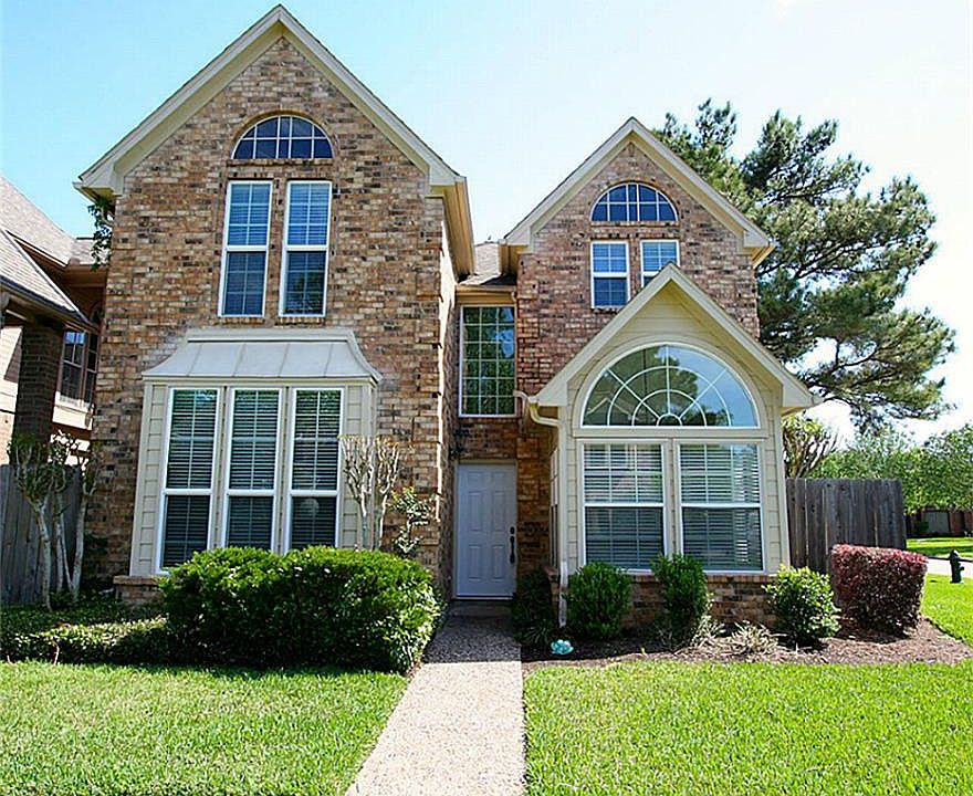 1st image of 6702 Queensclub Dr