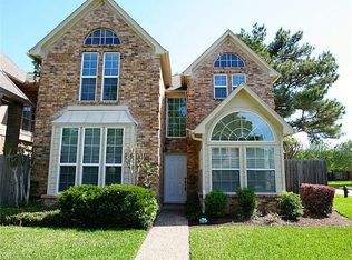 6702 Queensclub Dr, Houston, TX 77069