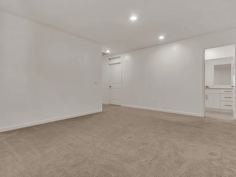 16162 Juno Way #3 — Photo 33