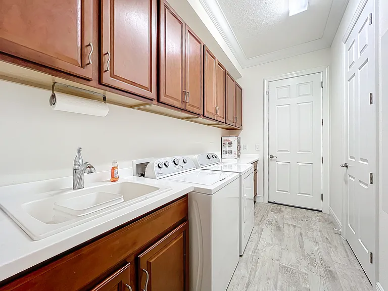 5310 Swift River Ct — Photo 51