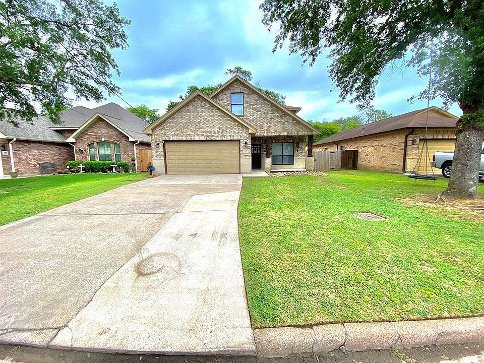 1st image of 1129 West Dr