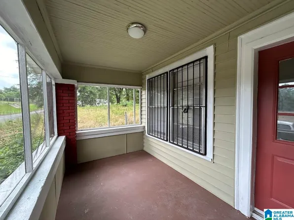 213 5th St, Birmingham, AL 35214