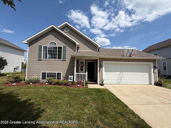 2nd image of 412 Coventry Ln