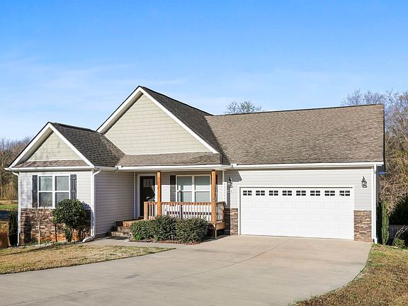 3rd image of 748 Baldwin Orchard Dr