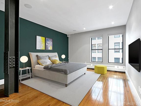 3rd image of 21 Astor Pl APT 10B