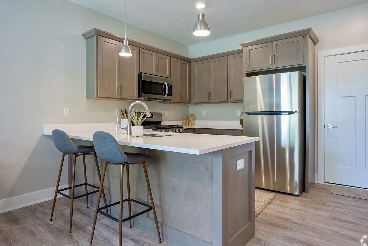 Ventura Townhouses — Photo 3