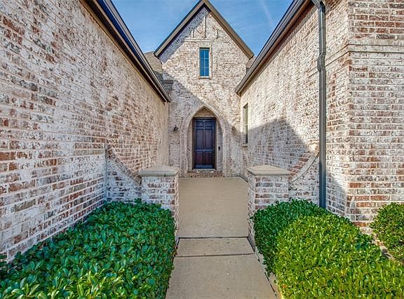 2nd image of 3707 Buffalo Way