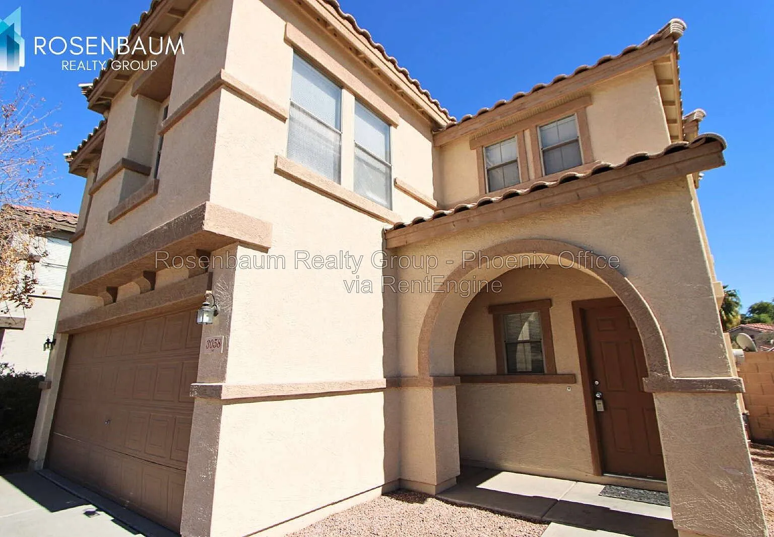 3 bed, 2.5 bath, 1577 sqft, $2,095 — Photo 3