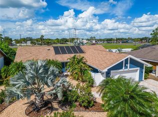 231 N Brockfield Dr, Sun City Center, FL 33573