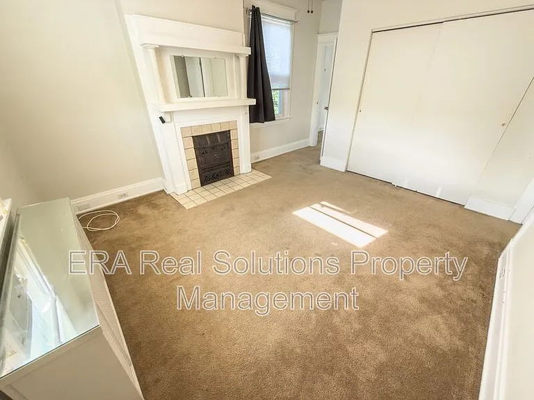 3943 Glenmore Ave #2 — Photo 8