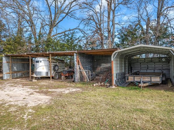 803 County Road 1217, Canton, TX 75103