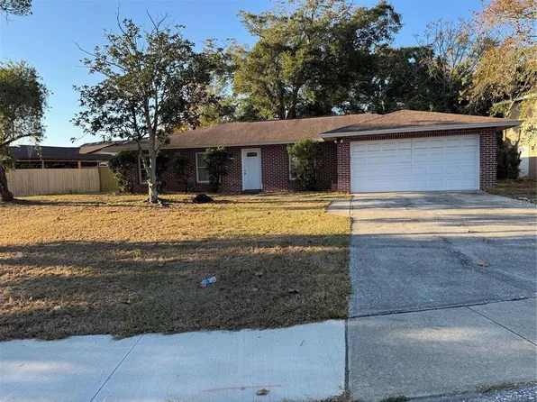 8213 Village Green Rd, Orlando, FL 32818