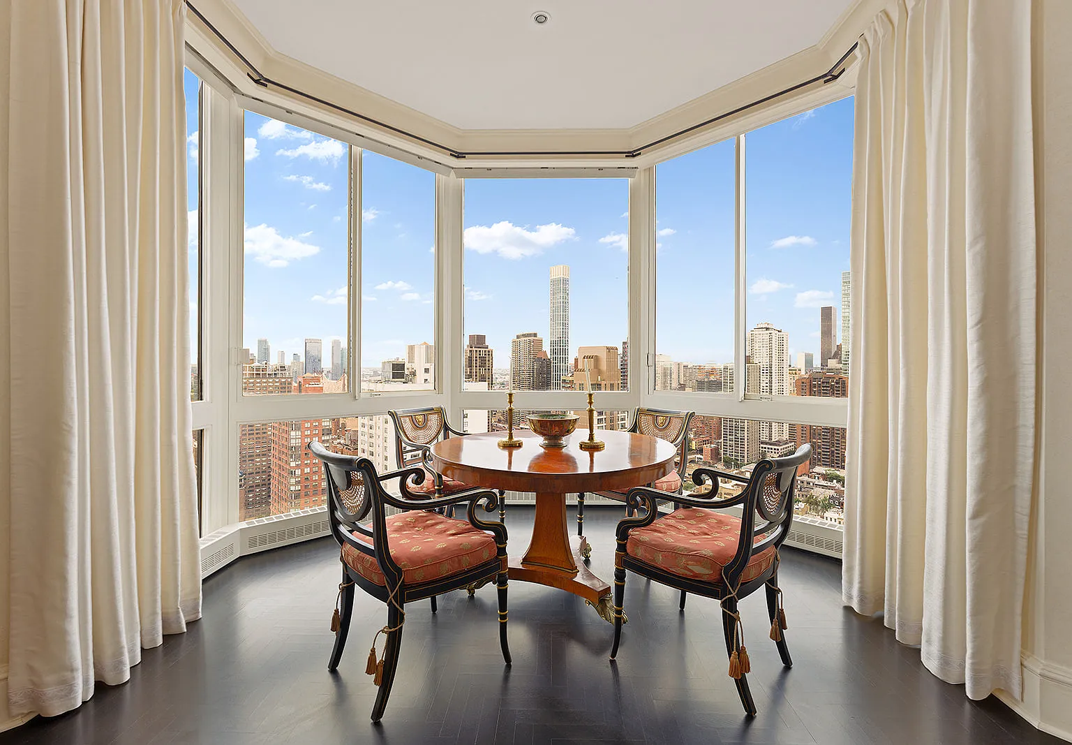 200 East 65th Street — Photo 2