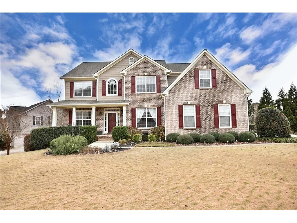 301 Meadowcrest Cir photo 1