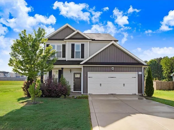 47 Peduncle St, Selma, NC 27576