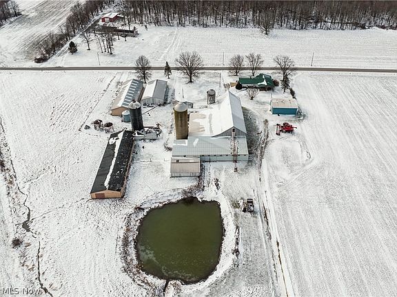 5th image of 5329 Slater Rd