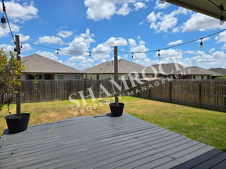 3208 Jackal Dr — Photo 17