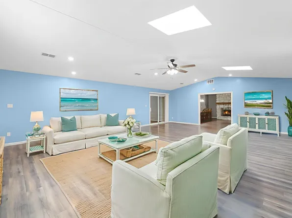 615 Azuba Ct, Columbia City, IN 46725